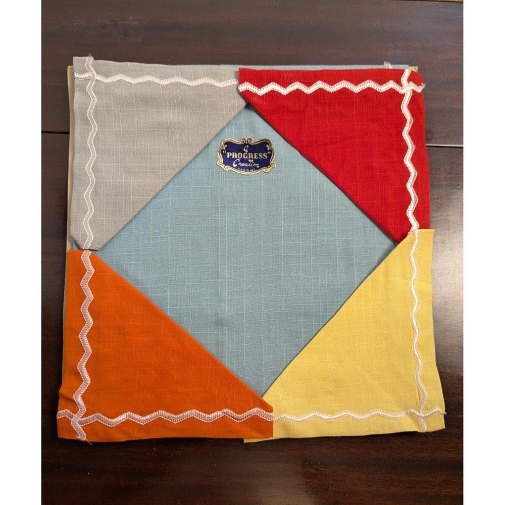Vintage Progress Creation Mid Century Linen Table Set Napkins Runner Ric Rac